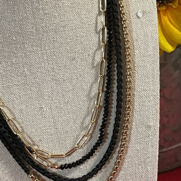 NWOT Elegant Gold &  Black Layered 3 Strand Necklace #j3 - Picture 4 of 7